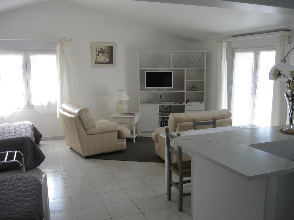 Apartments La Madeleine Avignon Phòng bức ảnh