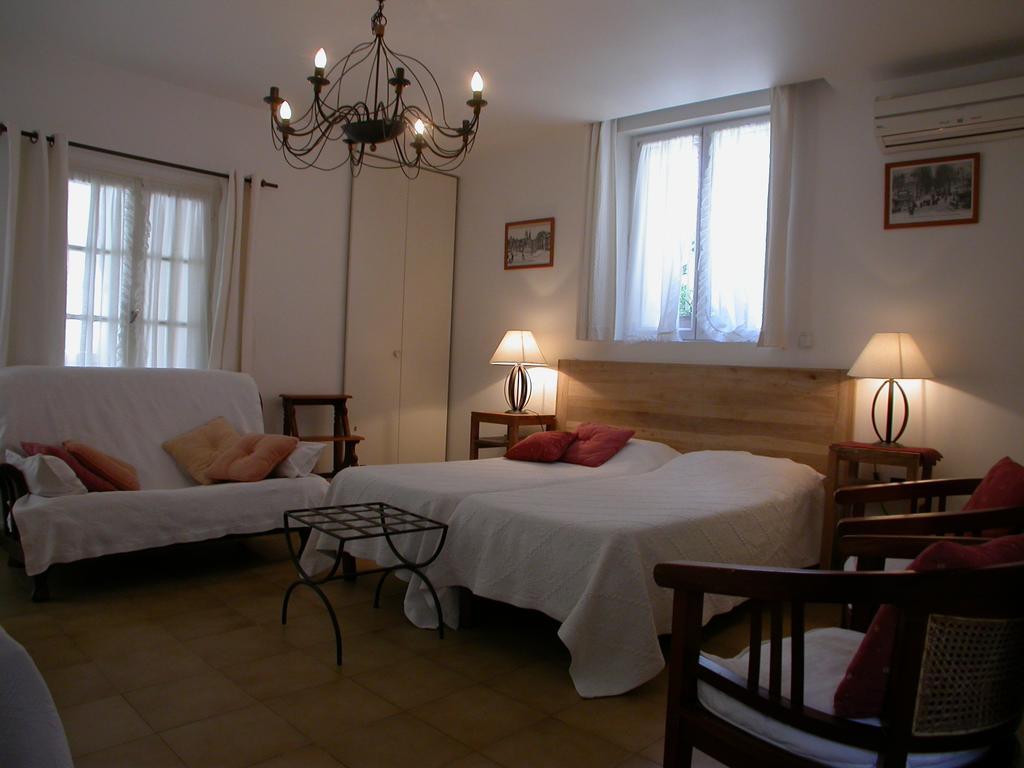 Apartments La Madeleine Avignon Phòng bức ảnh