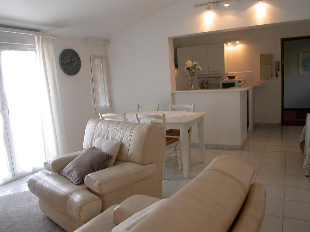 Apartments La Madeleine Avignon Phòng bức ảnh